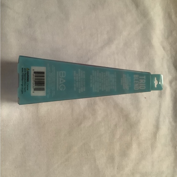 Eye shadow and make up sponges - Picture 5 of 5